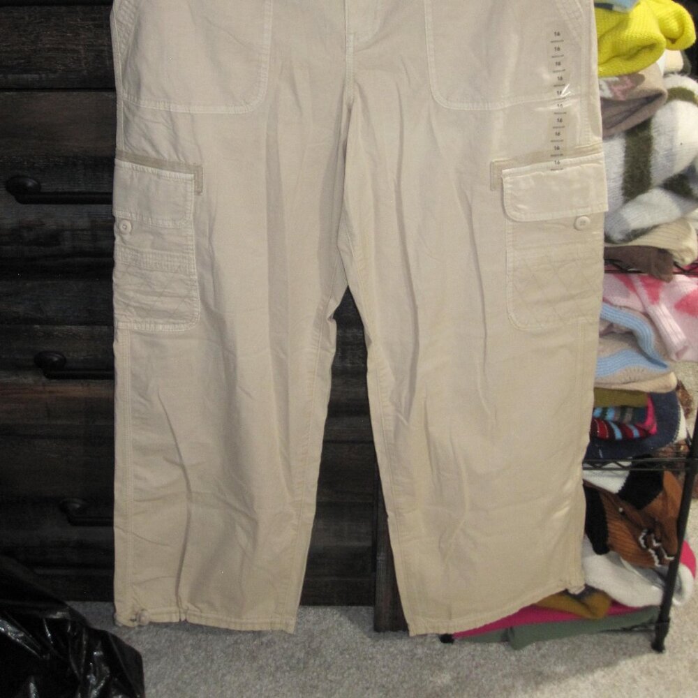 American Eagle Baggy Jogger Khaki 16